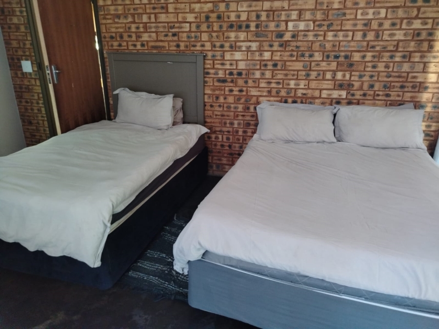 Commercial Property for Sale in Zoutpansdrift A H North West
